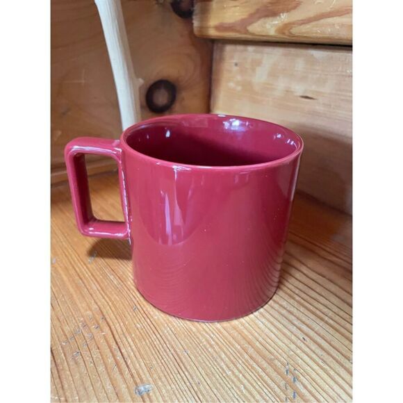 Starbucks Valentine 2021 Red Embossed Heart Ceramic Mug 16 oz - Picture 2 of 4